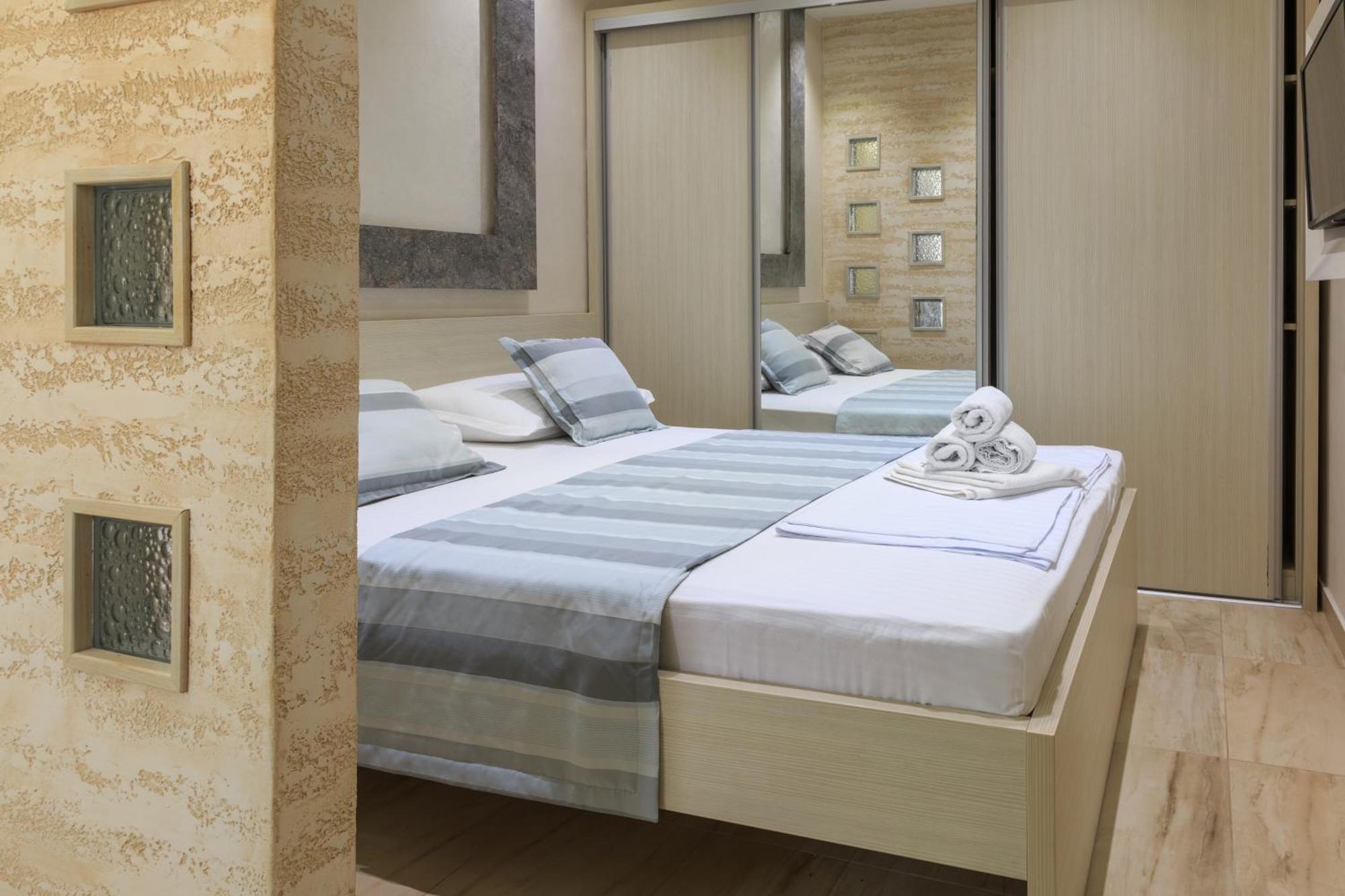 Hotel Maksim Herceg Novi Exteriér fotografie