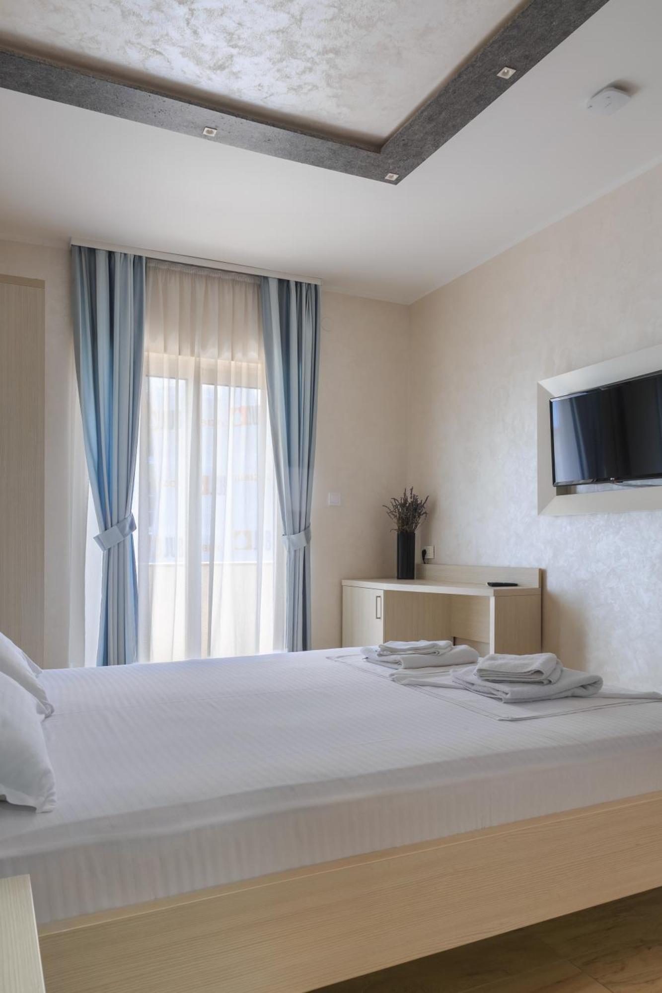 Hotel Maksim Herceg Novi Exteriér fotografie
