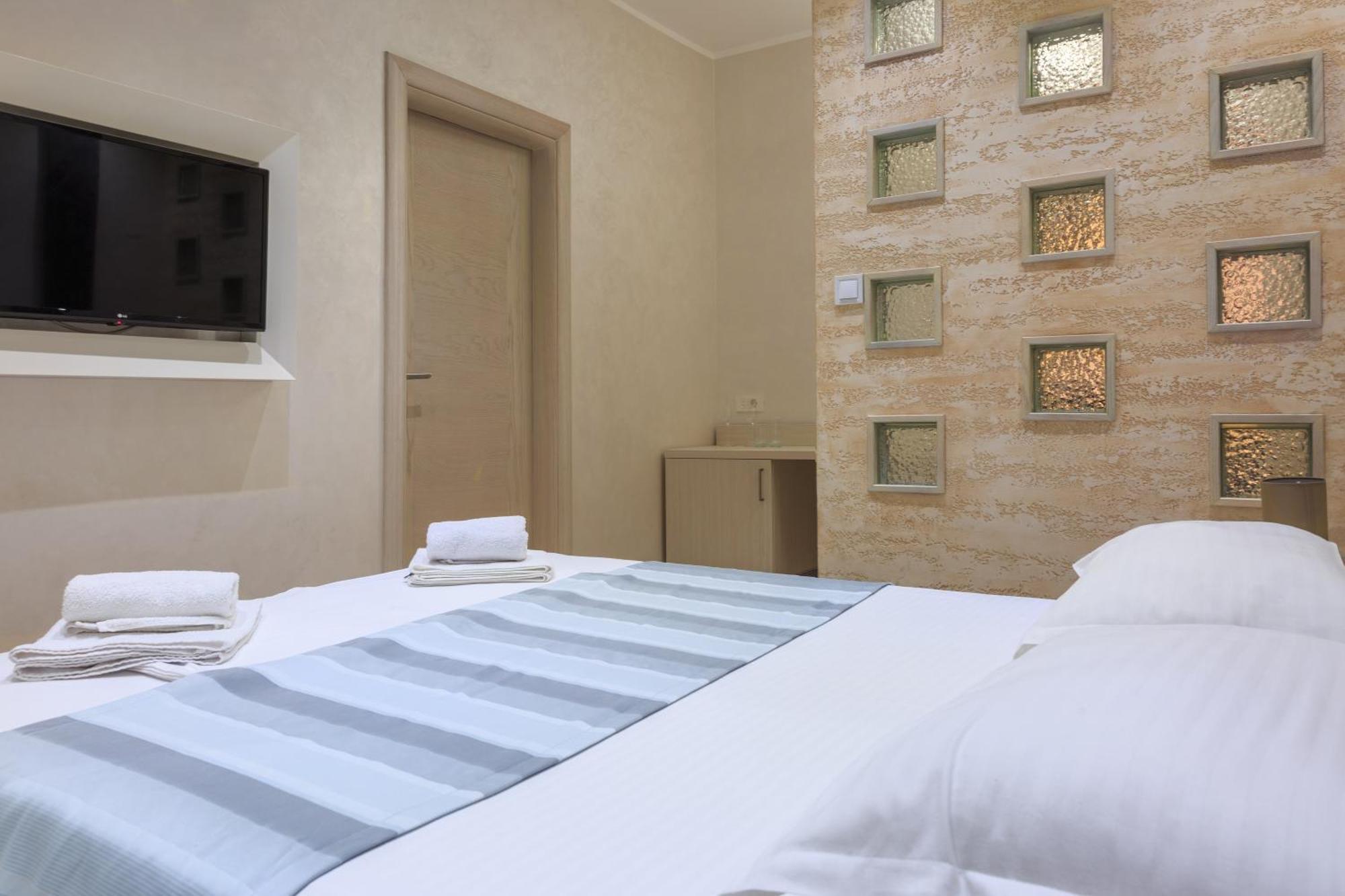 Hotel Maksim Herceg Novi Exteriér fotografie