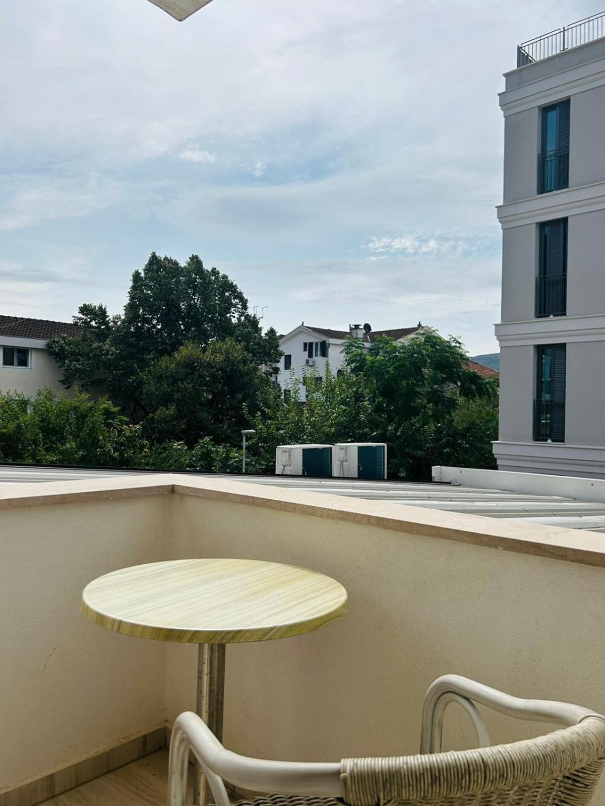 Hotel Maksim Herceg Novi Exteriér fotografie