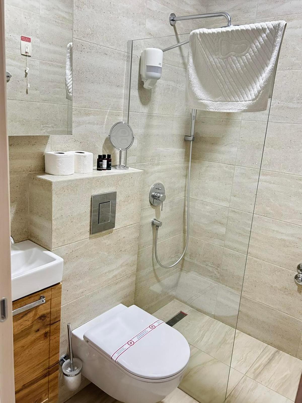 Hotel Maksim Herceg Novi Exteriér fotografie